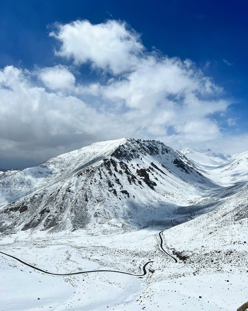 Khardung La Pass - Legendary high mountain pass.